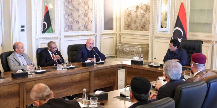 المنفي يبحث مع أهالي طرابلس تعزيز الانخراط المجتمعي في مسارات البناء الوطني