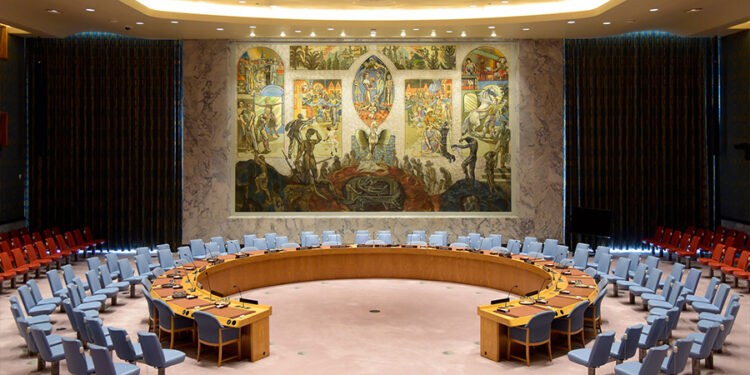 مجلس الأمن يُمدد بالإجماع آلية منع التصدير غير المشروع للنفط الليبي ويؤكد حماية الأصول ودعم الاستقرار