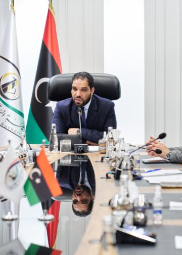 بعد تقرير لجنة خبراء مجلس الأمن.. هيئة الرقابة الإدارية تناقش آليات تدفّق عوائد الصّادرات والواردات النفطية