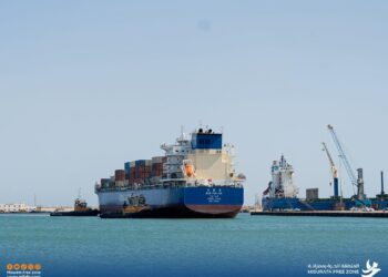 إطلاق خط ملاحي مباشر يربط الصين بليبيا عبر ميناء المنطقة الحرة بمصراتة