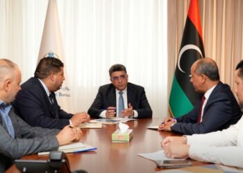 ديوان المحاسبة و المؤسسة الوطنية للنفط يبحثان عددا من الملفات الحيوية في قطاع النفط