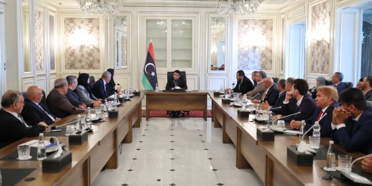 المنفي يبحث مع عدد من الأحزاب السياسية الدفع نحو انتخابات توافقية