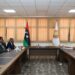 بعد حظر “الحكومة في بنغازي” وانتقادات دولية: البرلمان يبحث أوضاع النازحين مع القنصل السوداني