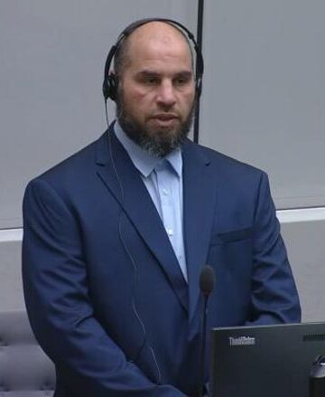 الجنائية الدولية تحيل خالد الهيشري للمحاكمة رسمياً وتعتمد التهم ضده
