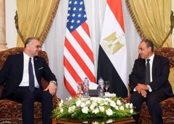 التسوية عبر مسار “ليبي-ليبي”.. محور مشاورات مكثفة بين الخارجية المصرية ومستشار الرئيس الأمريكي