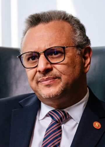 فورين بوليسي: المبادرة الأميركية قد تشرعن “حكم العائلتين” في ليبيا وتكرر أخطاء أفغانستان والعراق