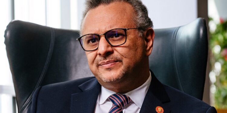 فورين بوليسي: المبادرة الأميركية قد تشرعن “حكم العائلتين” في ليبيا وتكرر أخطاء أفغانستان والعراق