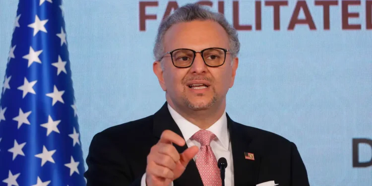 «مبادرة بولس».. اتهامات بمساسها بالملكية الليبية وتحذيرات من عواقبها