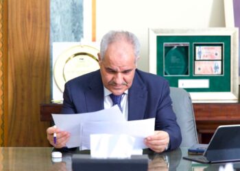 المحافظ يطلب الإعفاء.. إجراء عاديّ أم جرس إنذار؟