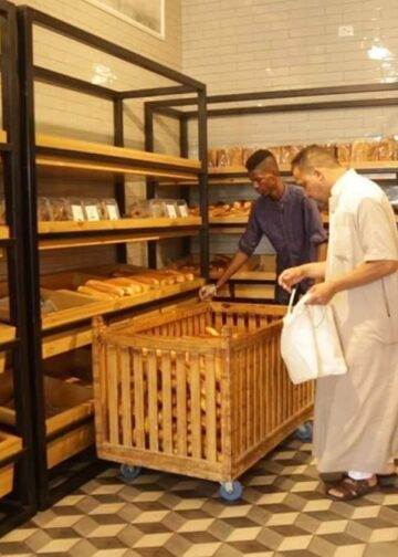 أبوعزة لـ “أبعاد”: ارتفاع تكاليف الإنتاج بنسبة 94% يهدد بإغلاقات واسعة للمخابز ويُحذّر من تقليص وزن الرغيف