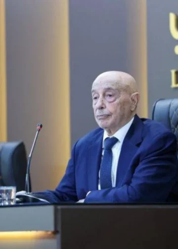 رئيس مجلس النواب يعتمد اتفاق (4+4) بحزمة قوانين وقرارات