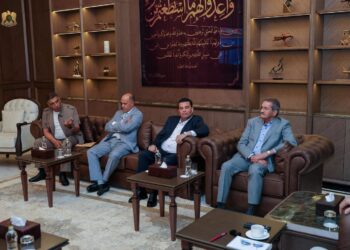 ممثلا البرلمان بـ(4+4): ينبغي تطبيق اتفاق اللجنة وعدم تعطيله