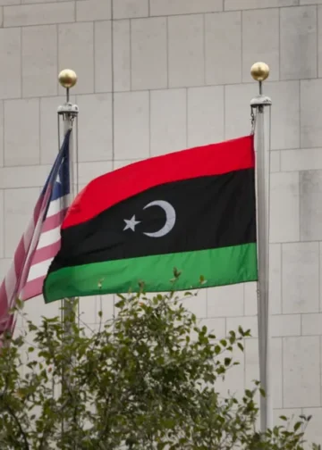 «الدولية للحقوقيين» تتهم السلطات الليبية بالتقاعس عن تسليم المطلوبين لـ «الجنائية الدولية» وتطالب بوقف الانتهاكات