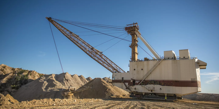 ليبيا.. احتياطات كبيرة من المعادن