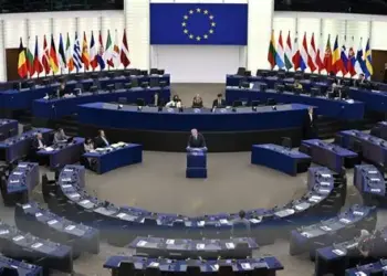 أفريكا انتليجنس: أعضاء البرلمان الأوروبي اليونانيون يقودون حملة لإجبار السلطات الأوروبية على فرض عقوبات على ليبيا