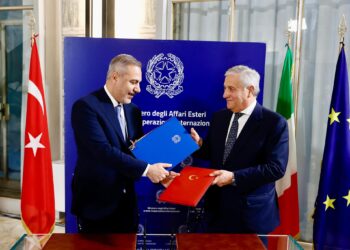 صحيفة “TURKISH MINUTE” : إيطاليا وتركيا توقعان اتفاقية للحد من الهجرة غير النظامية من ليبيا