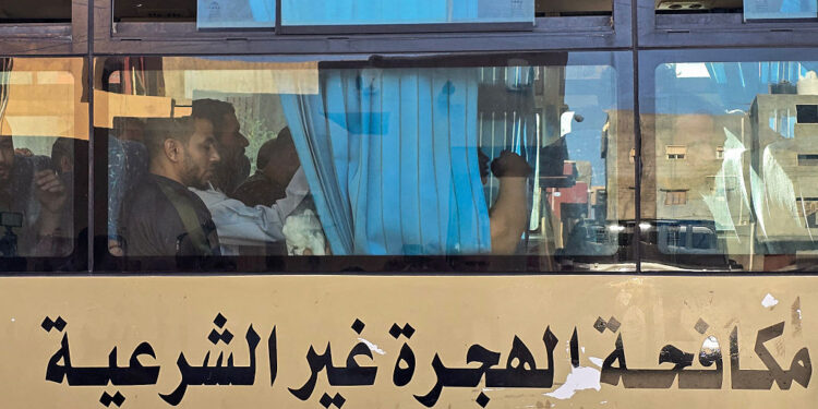 السفارة العراقية تتقصى مصير مواطنيها دخلوا ليبيا بطريقة غير نظامية