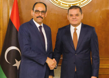 أفريكا انتليجنس: أنقرة “رجل إطفاء” التصعد العسكري في طرابلس بين الدبيبة والردع