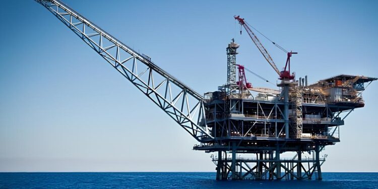 صحيفة يونانية: التطورات شرق المتوسط وفي ليبيا ترمز إلى بداية حرب باردة جديدة