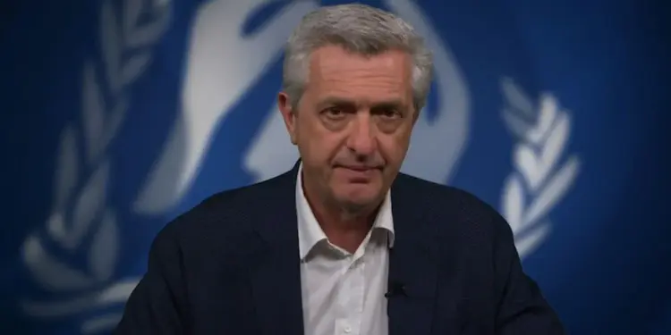 غراندي: نقص التمويل يدفع اللاجئين لعبور ليبيا نحو أوروبا