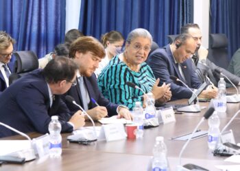 تحركات سياسية دولية ..هل تحل شفرة الانسداد السياسي في ليبيا؟