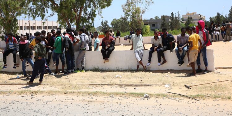 تخصيص مساكن للمهاجرين في طرابلس..أي تداعيات؟