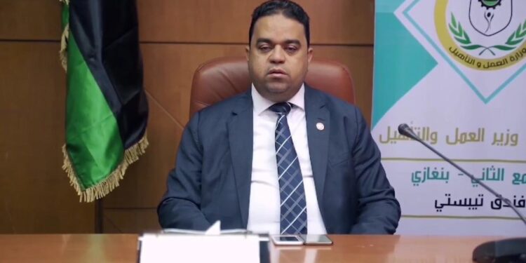 اتهامات بتعاطي المخدرات..علي العابد ونقابة المعلمين في مواجهة حقيقية