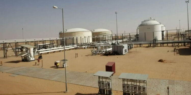 الفساد النفطي في ليبيا.. ثروة منهوبة وشعب يدفع الثمن