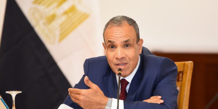 القاهرة.. دعوة لانتخابات متزامنة لحل الأزمة الليبية