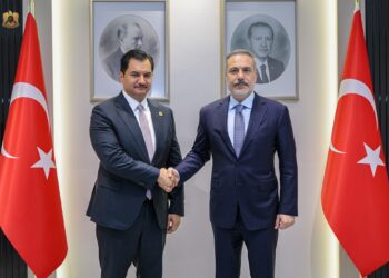 بنغازي وأنقرة ..تقارب جديد يعيد رسم خريطة النفوذ بالمتوسط ووسط أفريقيا