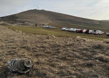 سي إن إن ترك: غموض يلفّ حادث تحطم طائرة رئيس الأركان الليبي والتحقيقات مستمرة