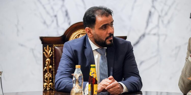 حماد والحاسي يبحثان مشاريع التخطيط والتطوير العمراني